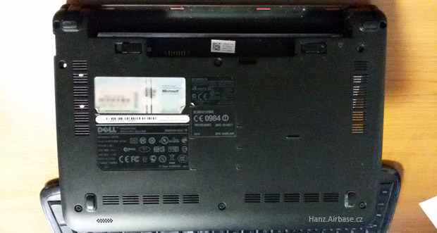 Dell-PP19S-disassembly-1