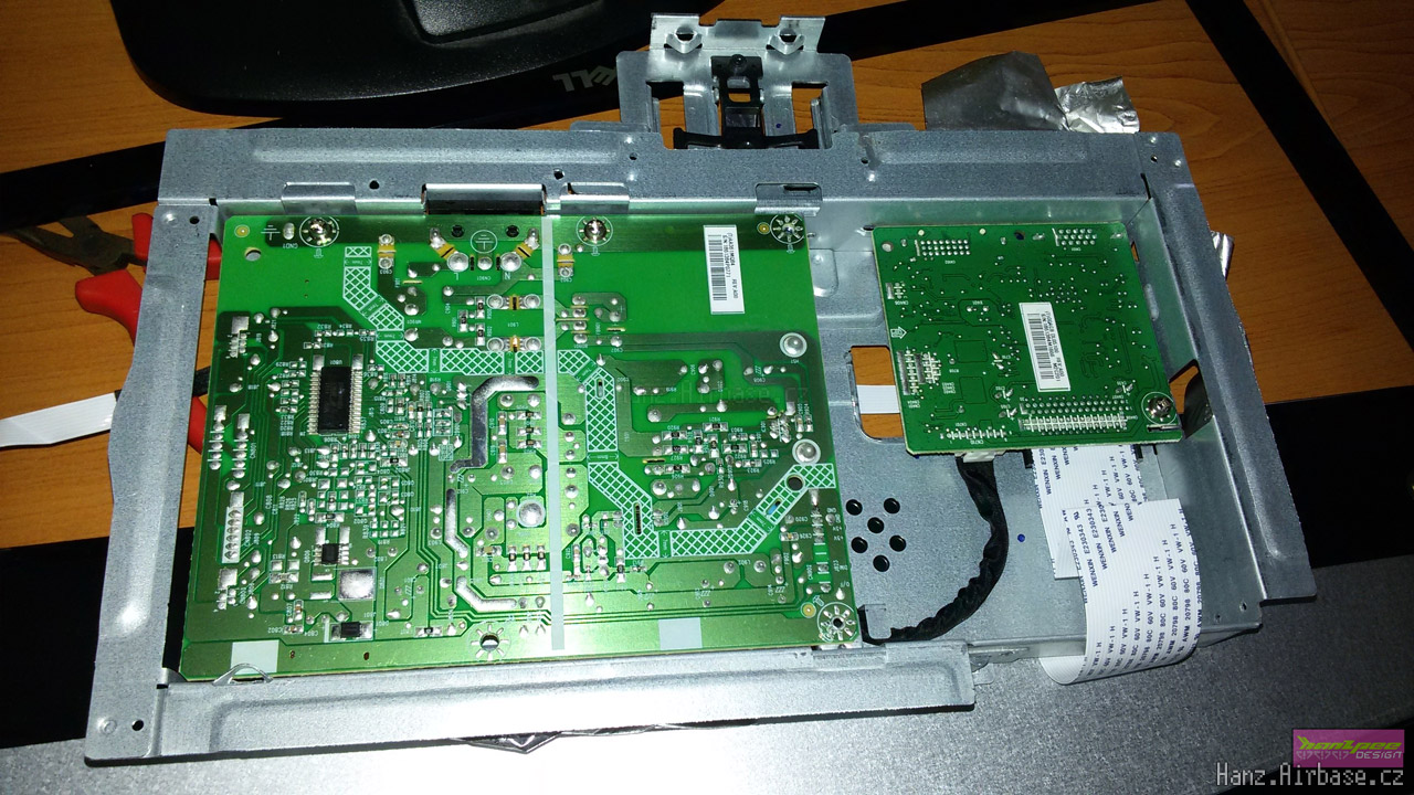 LCD-Dell-IN2030Mc-2
