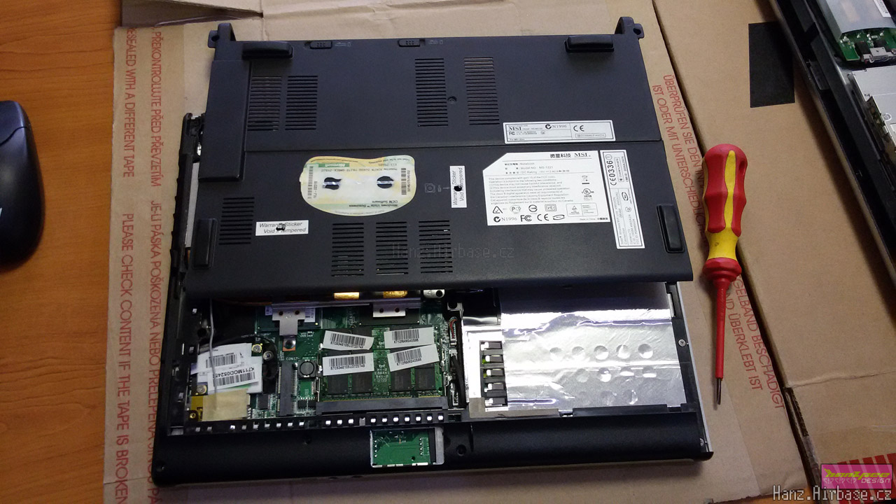 msi-ms-1221-notebook-2
