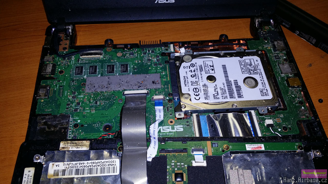 notebook-asus-x101ch-rozebrani-2
