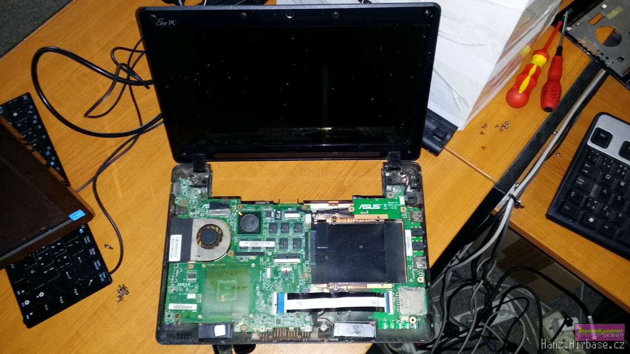 asus-ee-pc-1201k-vymena-hdd-53